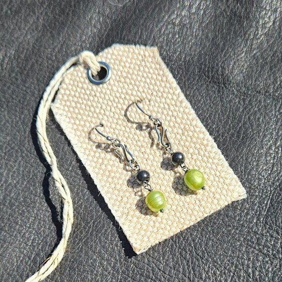 Green Freshwater Pearl Earrings with Sterling Silver - Picture 3 of 5